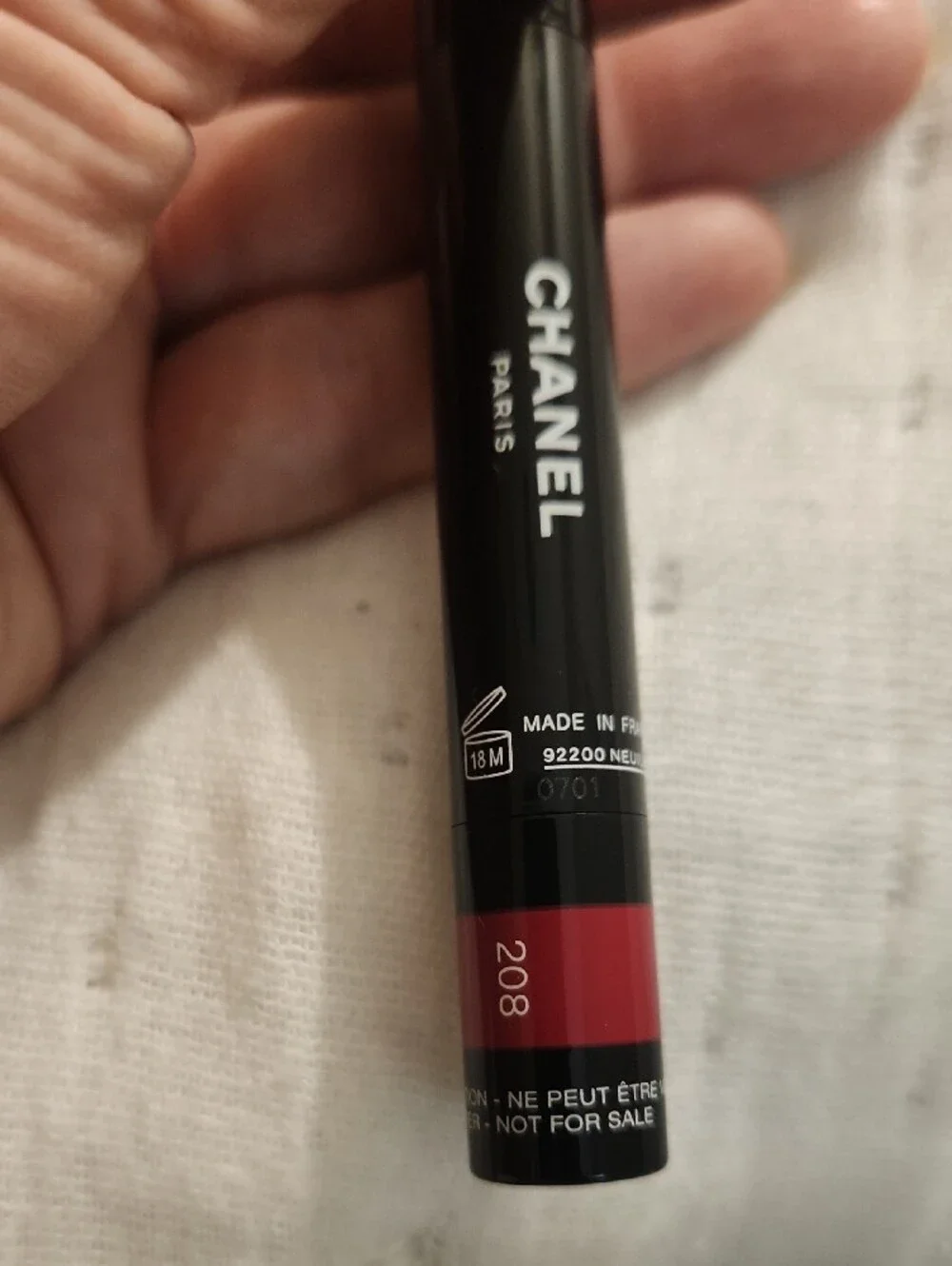 CHANEL slim lip